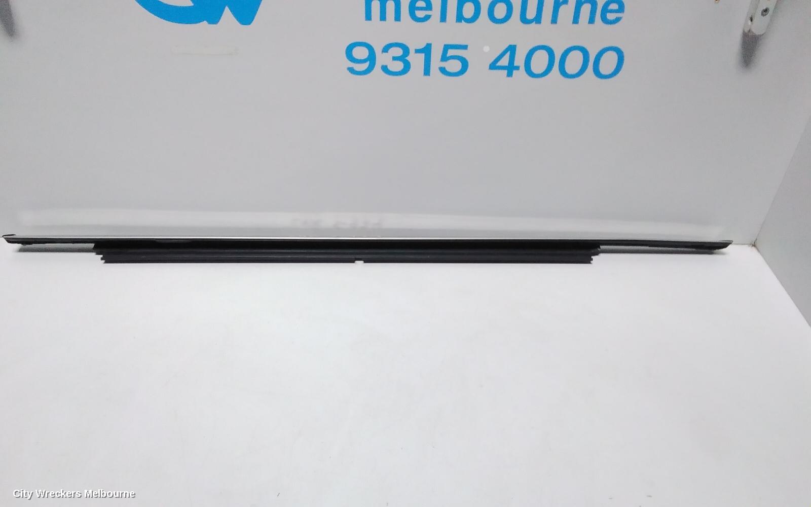 JEEP GRANDCHEROKEE DOOR MOULD, LHR CHROME BELT MOULD: 75239, WK, 10/2010 - 02/2022 - Image 3