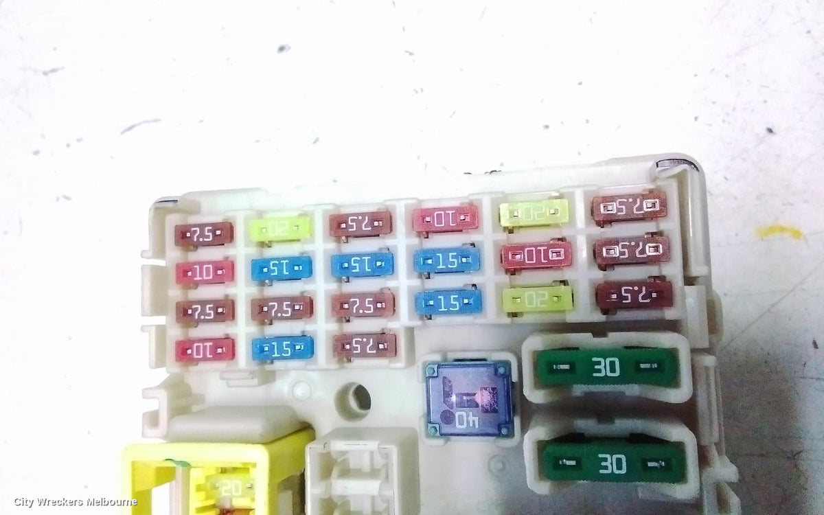 MITSUBISHI PAJERO FUSE BOX, UNDER DASH, QE-QF, PAJERO SPORT, 10/2015 ONWARDS - Image 2