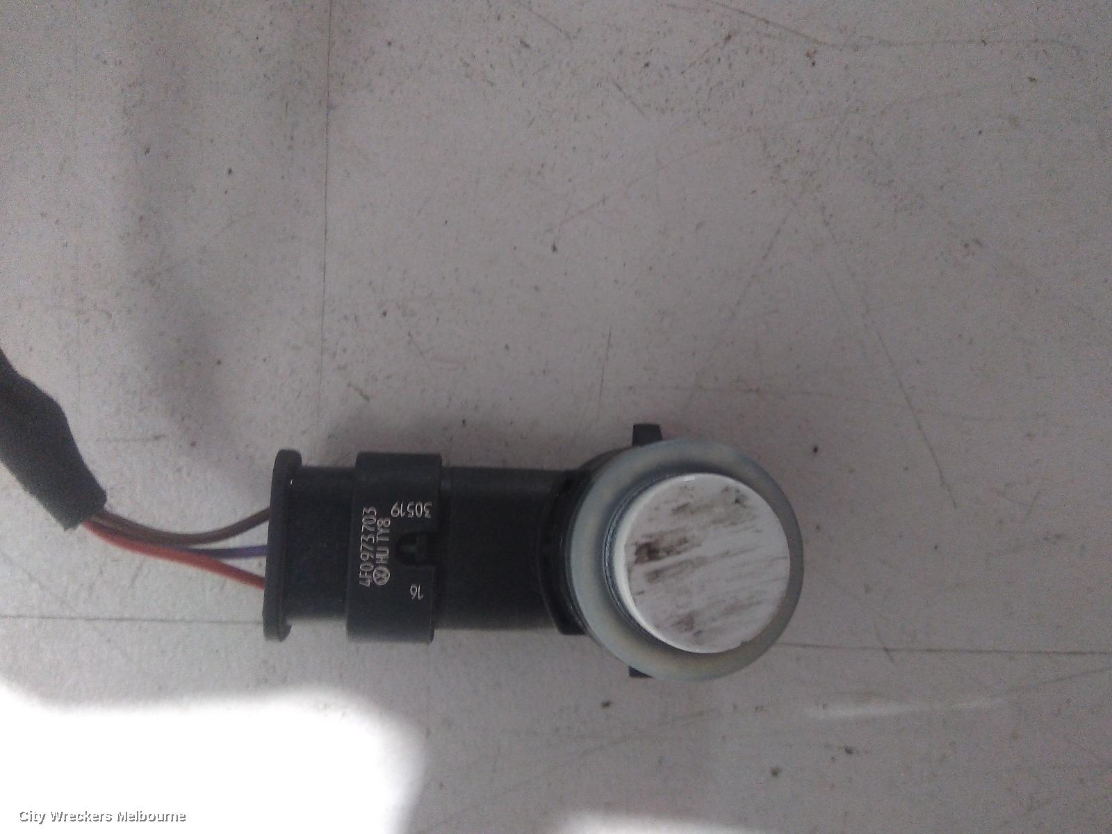 VOLKSWAGEN GOLF, GEN 7, 11/2012 - 08/2020, FRONT BUMPER SENSOR SET: 84668 - Image 2