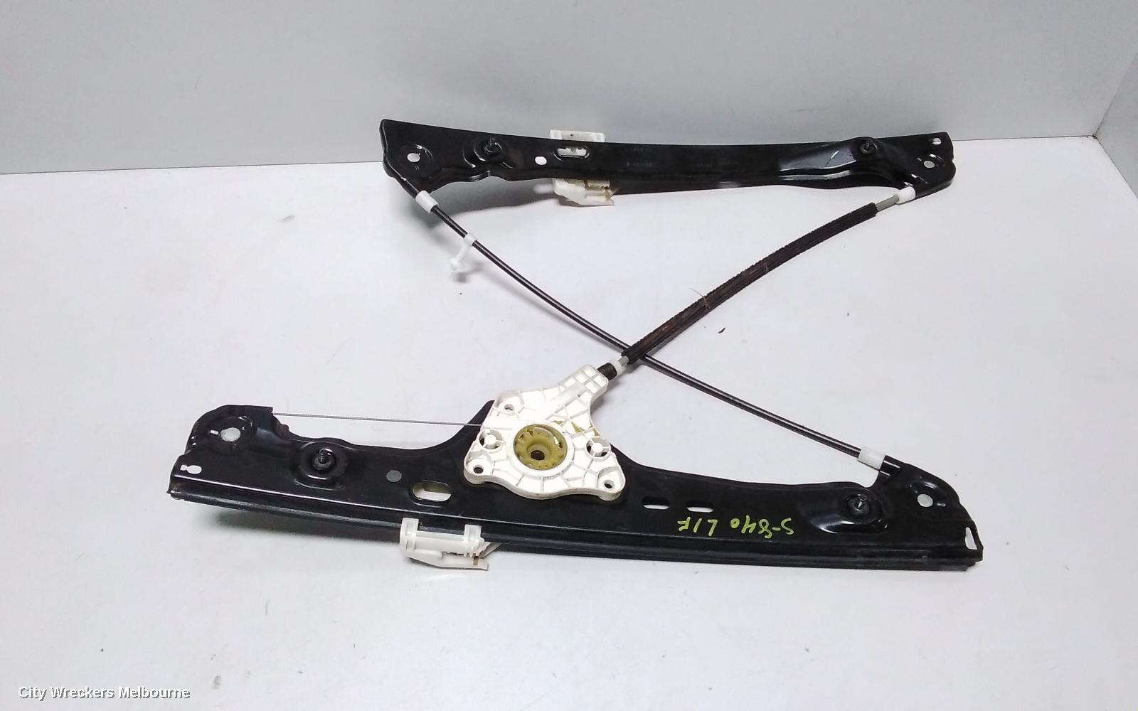 BMW 3 SERIES LEFT FRONT WINDOW REG/MOTOR, E90, SEDAN, 03/2005 - 01/2012 - Image 2