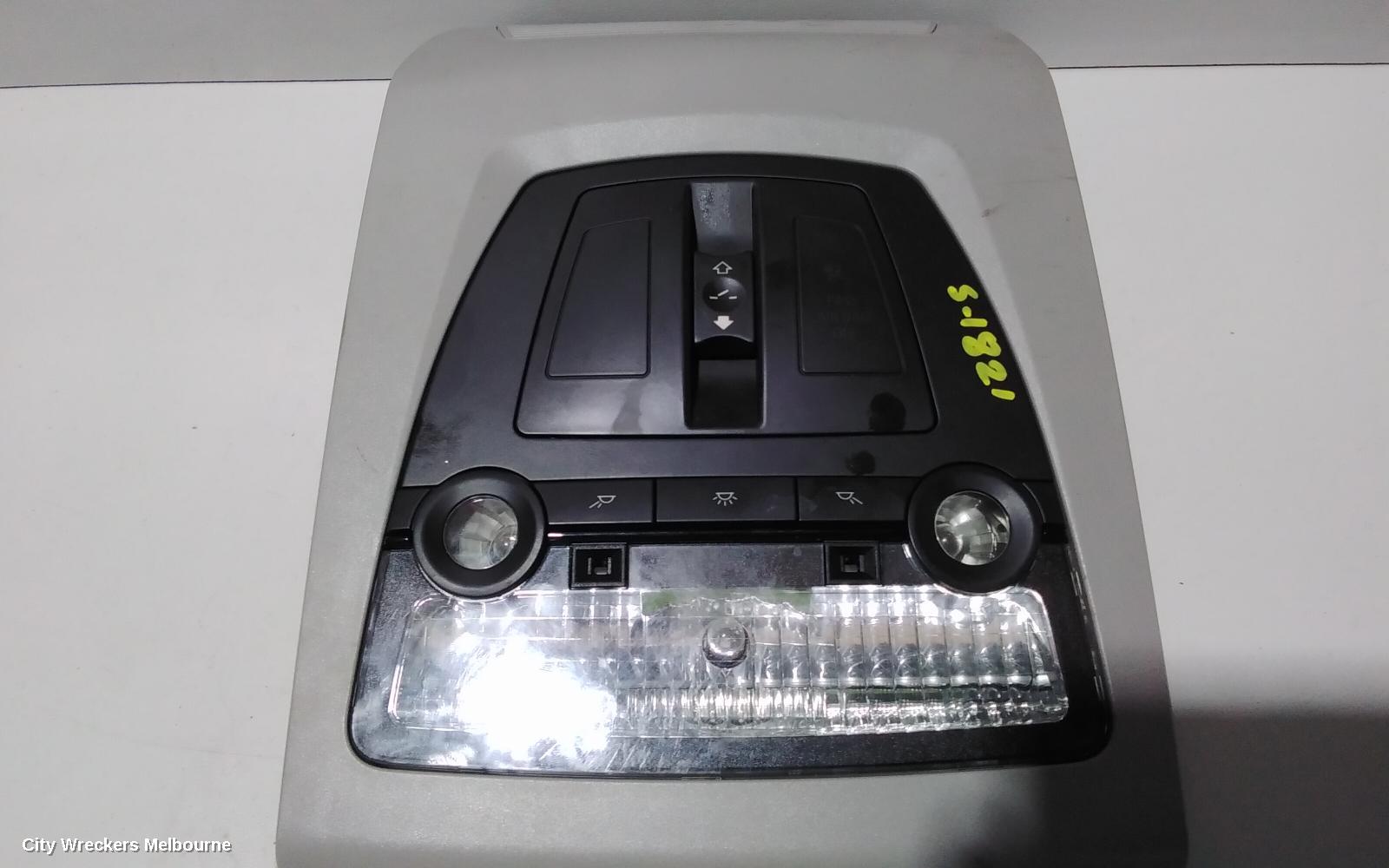 BMW 5 SERIES COURTESY LIGHT, FRONT (CENTRE), W/ SUNROOF CONTROLS TYPE, F10/F11, 05/2010 - 01/2017 - Image 2