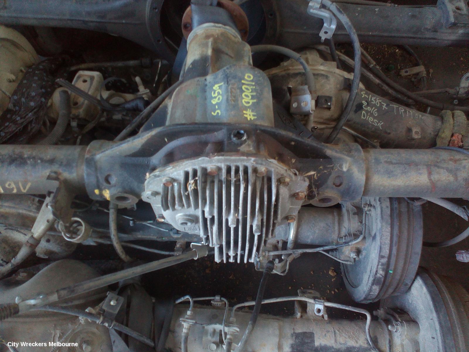 NISSAN NAVARA REAR DIFF ASSEMBLY, D40 (VIN VSK), 2.5, YD25, DIESEL, 2WD, 3.357 RATIO, AUTO T/M, LSD, ABS TYPE, 09/2005 - 08/2015 - Image 3