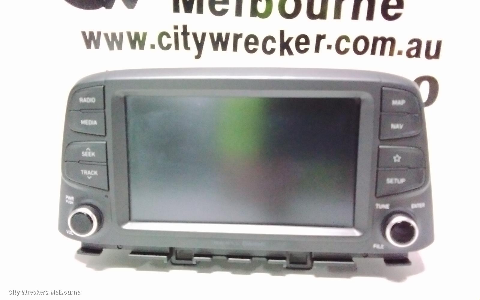 HYUNDAI KONA RADIO/CD/DVD/SAT/TV, DISPLAY UNIT, 8 IN, OS, 09/2017 ONWARDS - Image 3