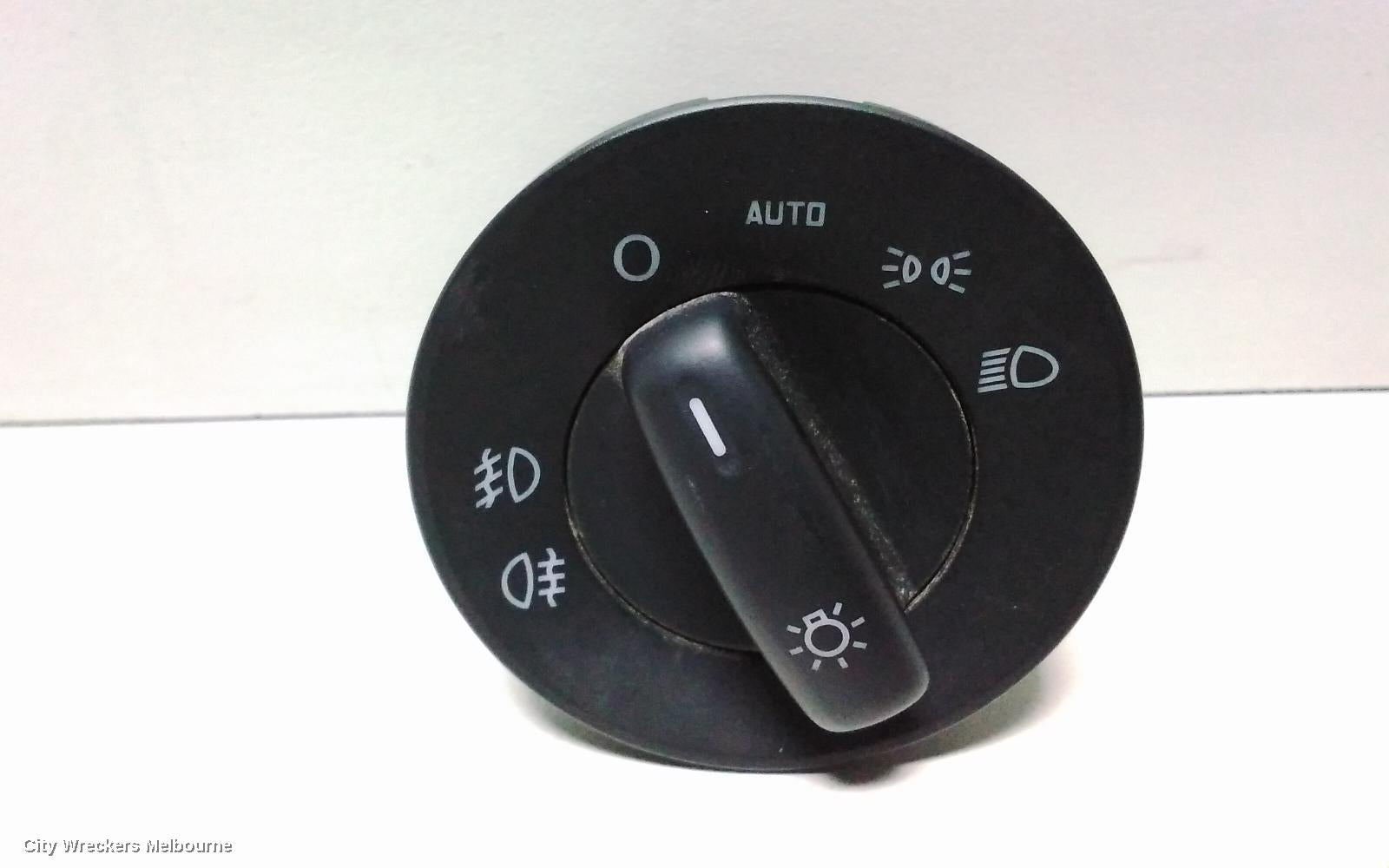SKODA OCTAVIA COMBINATION SWITCH, HEADLAMP SWITCH, 1Z, W/ AUTO LIGHT, FRONT & REAR FOGLAMP TYPE, 03/2009 - 10/2013 - Image 2