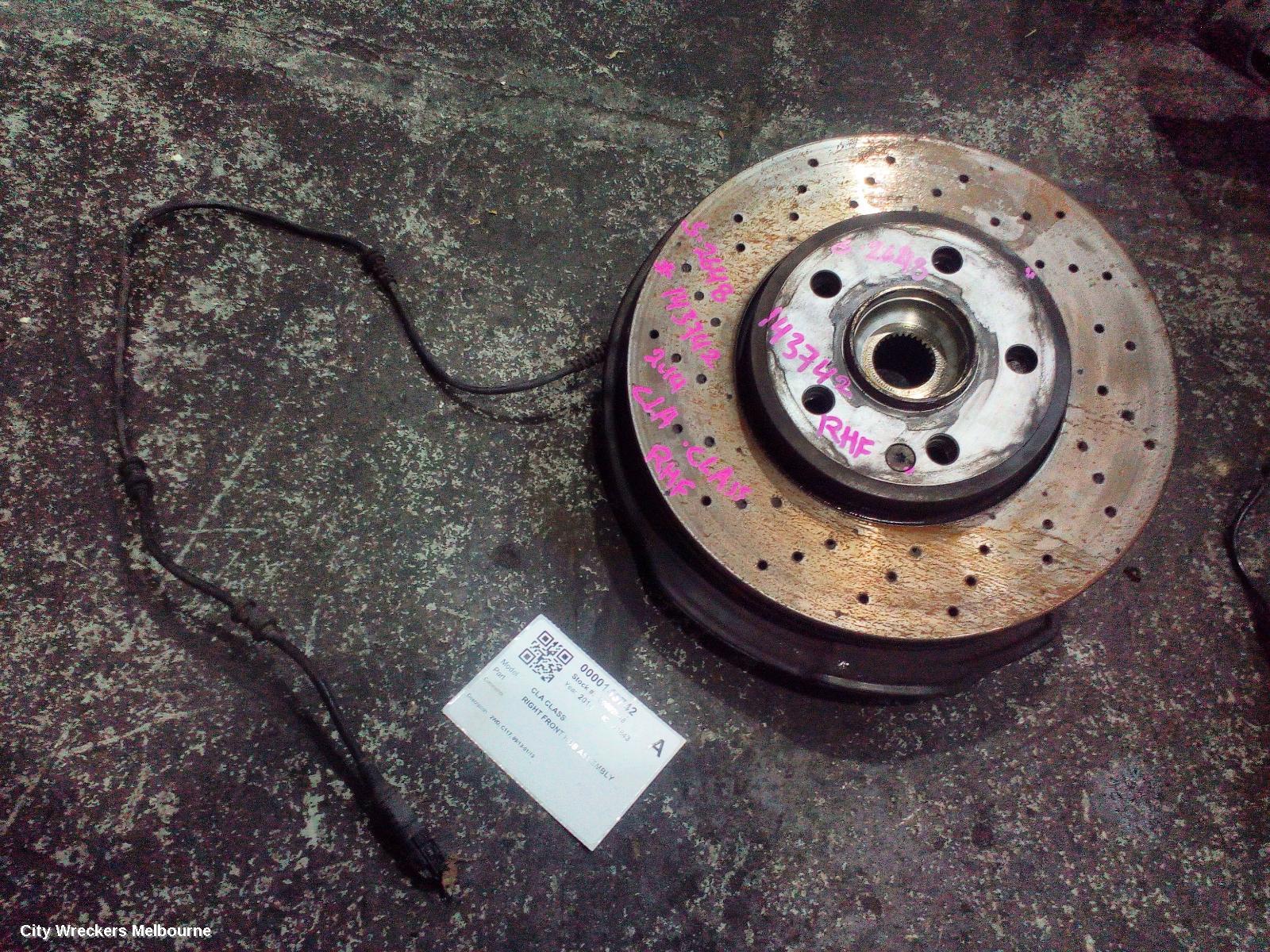 MERCEDES CLA CLASS RIGHT FRONT HUB ASSEMBLY, 2WD, C117, 09/2013 - 01/2019 - Image 2