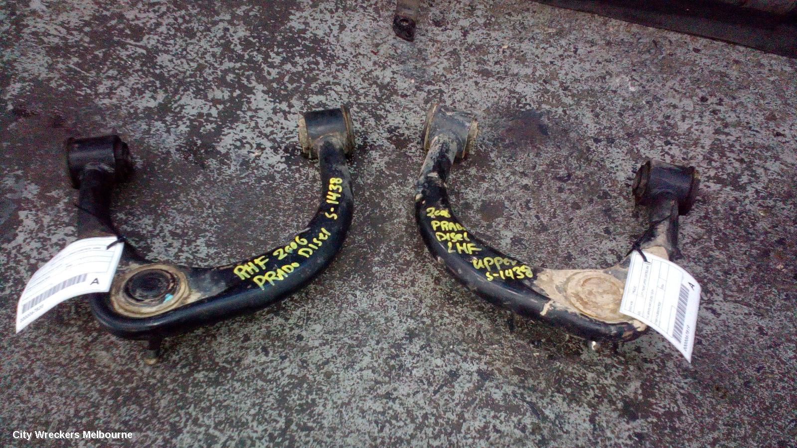 TOYOTA PRADO RIGHT FRONT UPPER CONTROL ARM, 120 SERIES, 4WD, 02/2003 - 10/2009 - Image 2