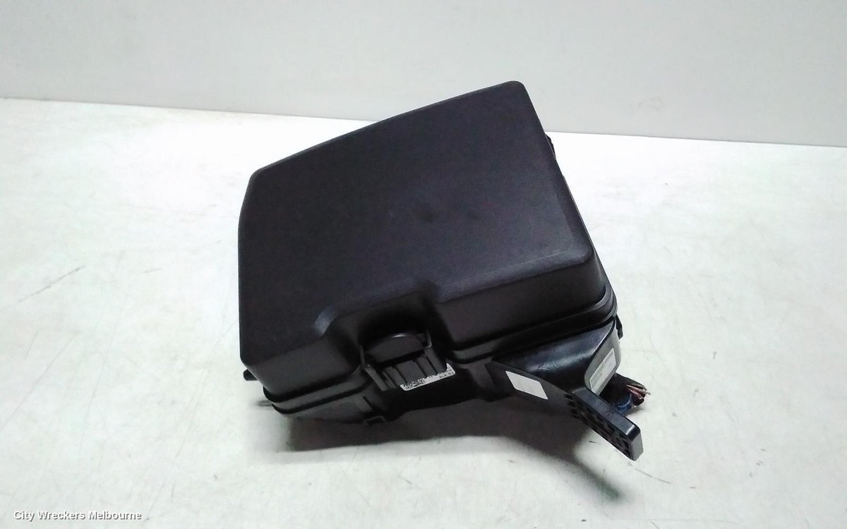 KIA CARNIVAL/GRAND CARNIVAL FUSE BOX, KA4, DIESEL, 2.2, ENGINE BAY, MAIN RELAY/FUSE BOX, 10/2020 ONWARDS - Image 1
