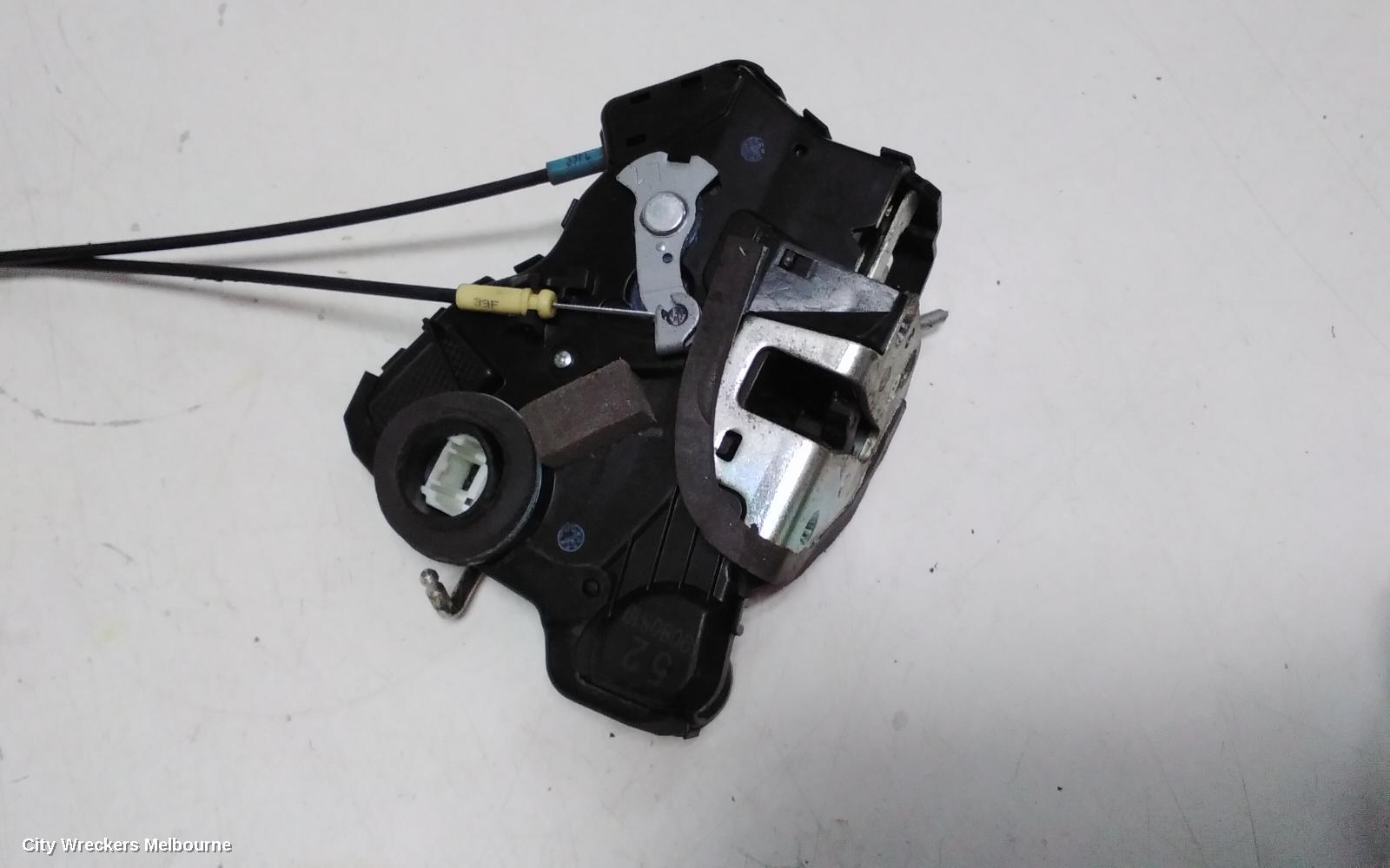 TOYOTA HIACE DOOR/BOOT/GATE LOCK, LEFT FRONT DOOR LOCK, TRH/KDH, 03/2005 - 04/2019 - Image 3