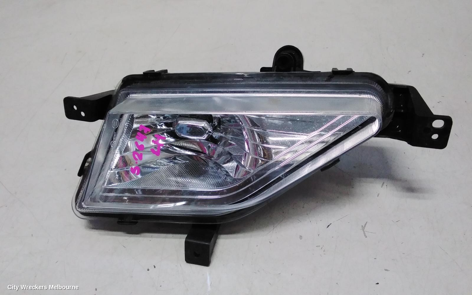 LDV DELIVER 9 LEFT INDICATOR/FOG/SIDE, BUMPER FOGLAMP,  07/2020 ONWARDS - Image 2
