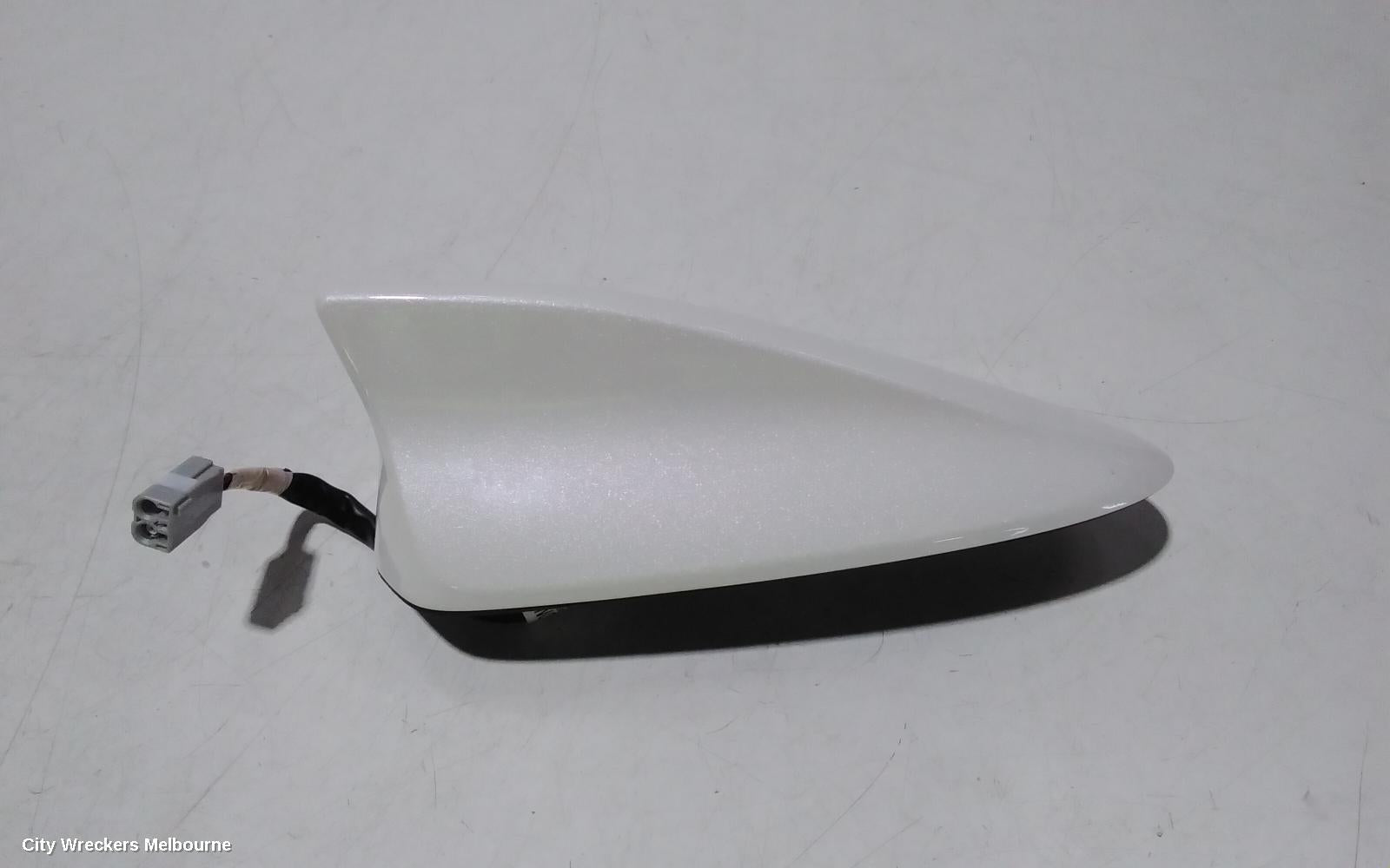 MAZDA CX3 ANTENNA, DK, 03/2015 ONWARDS - Image 3