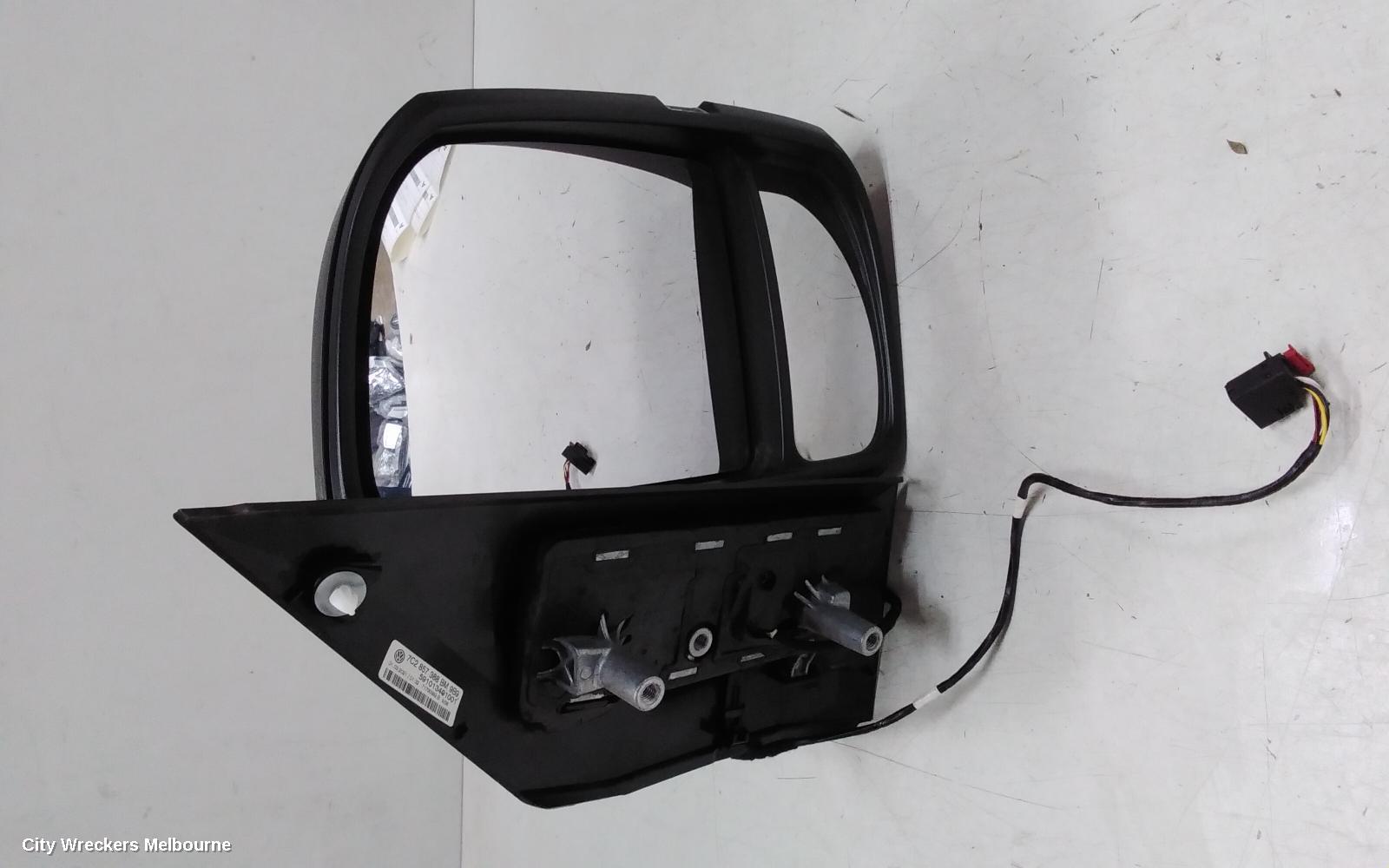 VOLKSWAGEN CRAFTER RIGHT DOOR MIRROR, SY1, W/ POWER FOLD TYPE, 08/2017 ONWARDS - Image 1