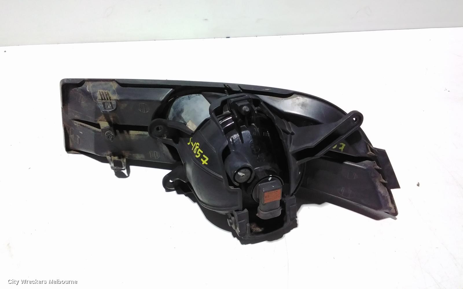 HOLDEN CRUZE RIGHT INDICATOR/FOG/SIDE, BUMPER FOGLAMP, JG-JH, 03/2009 - 12/2014 - Image 2
