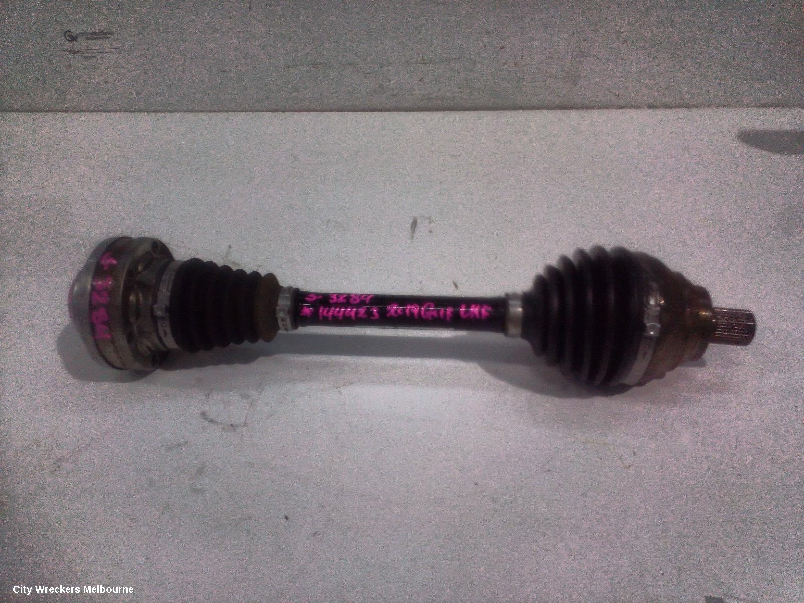 VOLKSWAGEN GOLF LEFT DRIVESHAFT, FRONT, AUTO T/M, PETROL, 1.4, TURBO, CHPA/CZDA CODE, GEN 7, 11/2012 - 08/2020 - Image 3