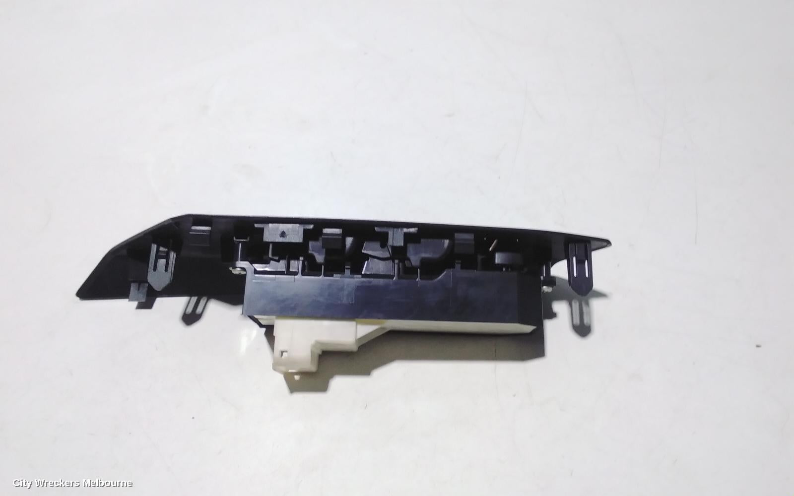 TOYOTA RAV4 PWR DR WIND SWITCH, RH FRONT (MASTER SWITCH), XA40, 12/2012 - 11/2018 - Image 2