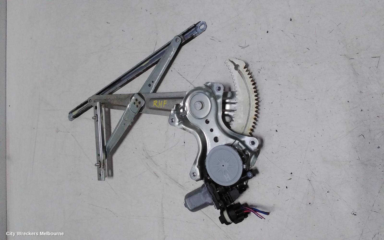 MITSUBISHI OUTLANDER RIGHT FRONT WINDOW REG/MOTOR, ZJ-ZL, 10/2012 - 07/2021 - Image 1