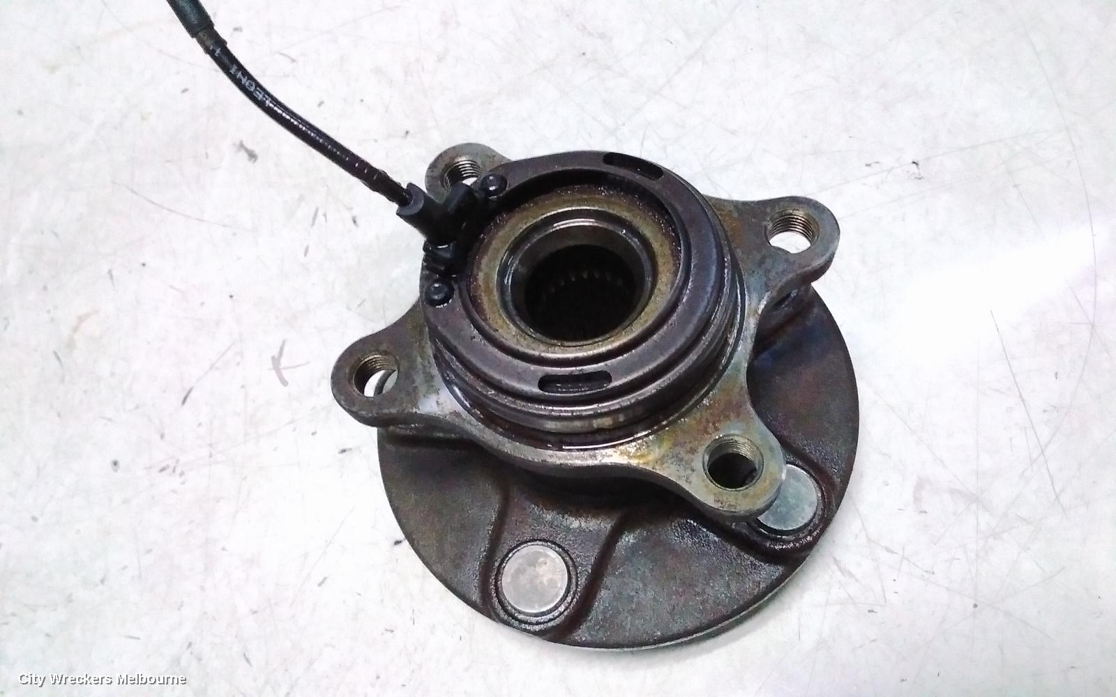 SUZUKI SX4 LEFT REAR HUB ASSEMBLY, 4WD, 02/2007 - 01/2014 - Image 3