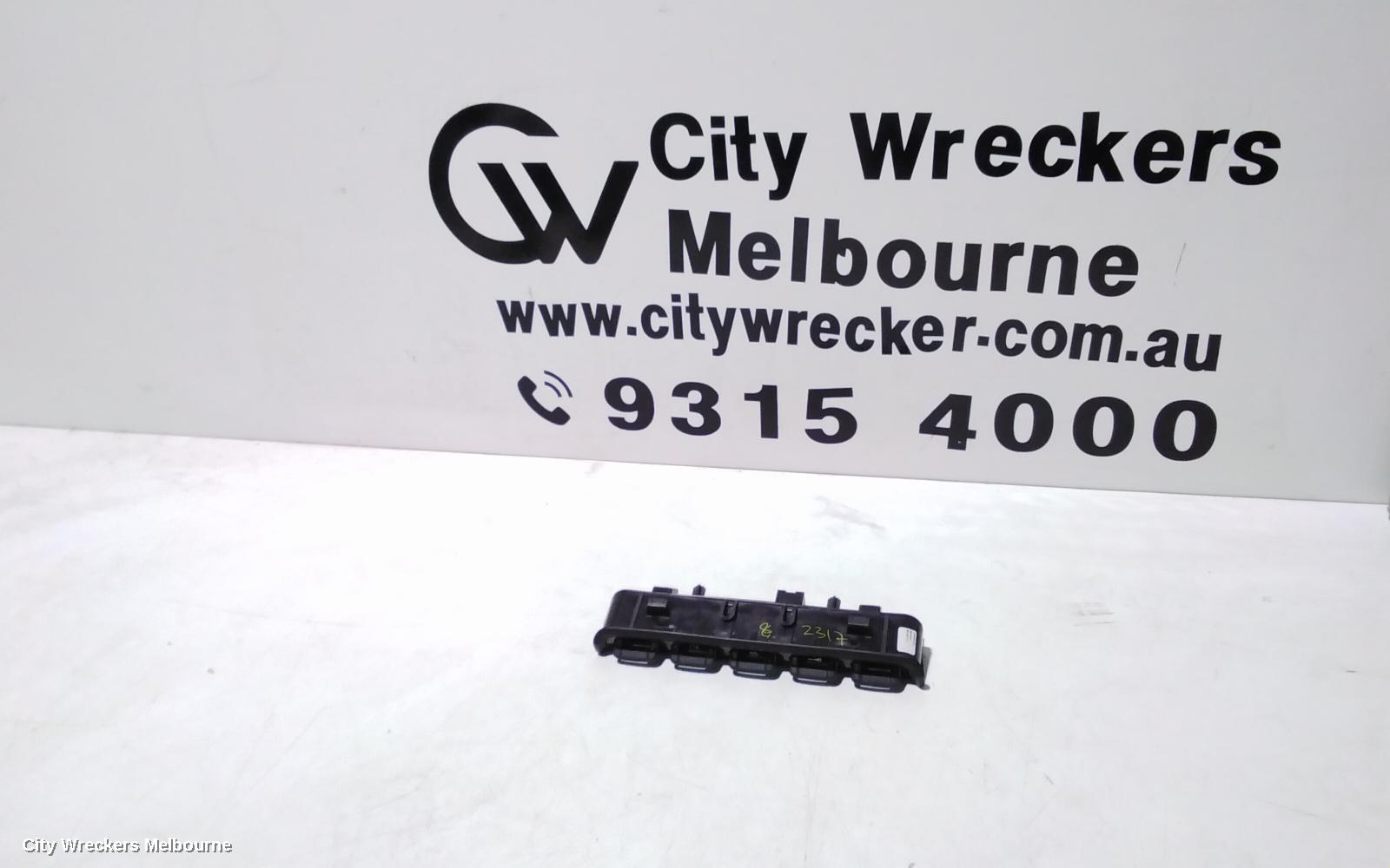 ALFA ROMEO GIULIETTA, 940 SERIES, 01/2011 - 12/2020, FOG LIGHT SWITCH WITH PART NUMBER 156099242 : 106982 - Image 1