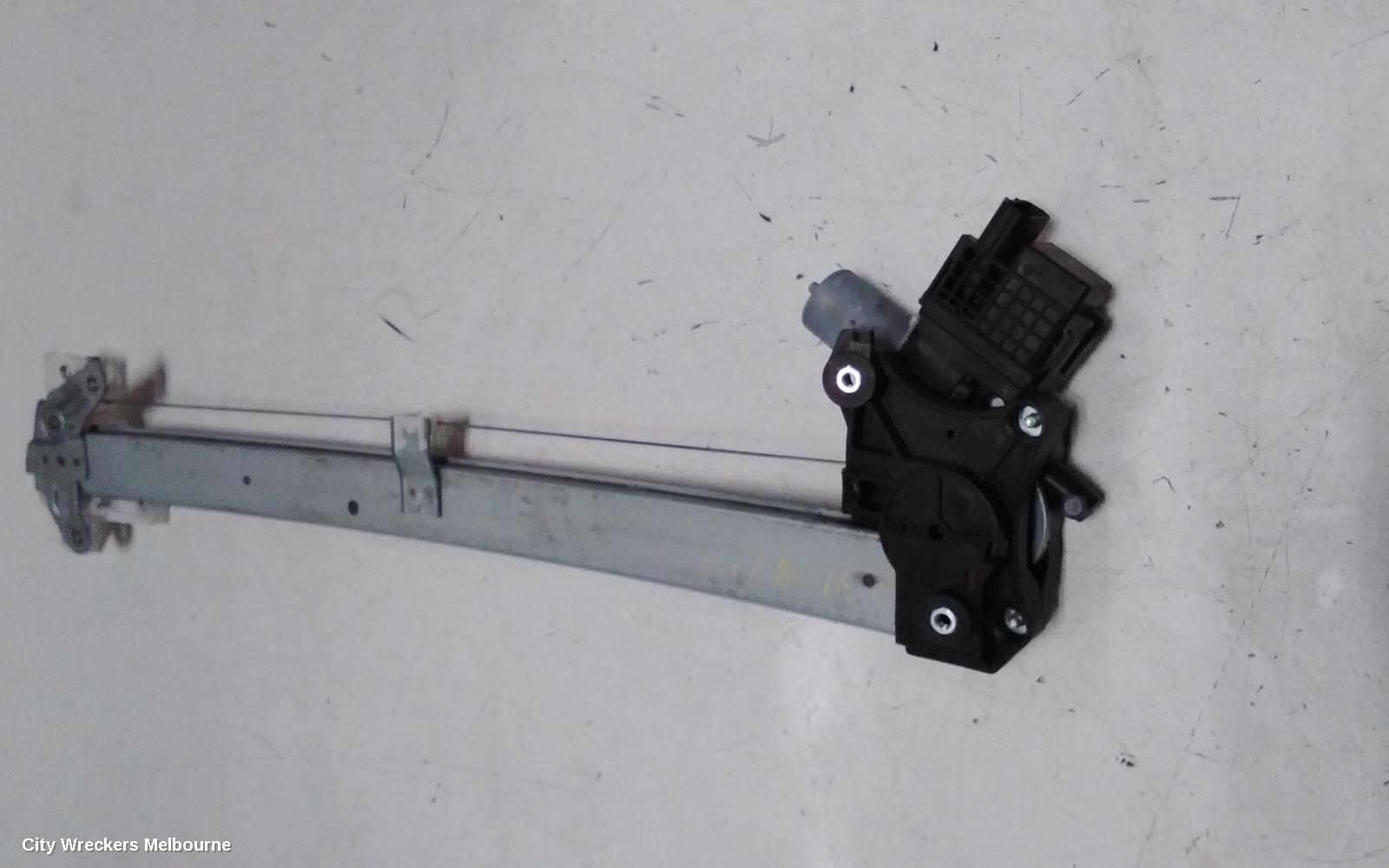 SUBARU FORESTER LEFT FRONT WINDOW REG/MOTOR, SK, 08/2018 - 11/2024 - Image 1