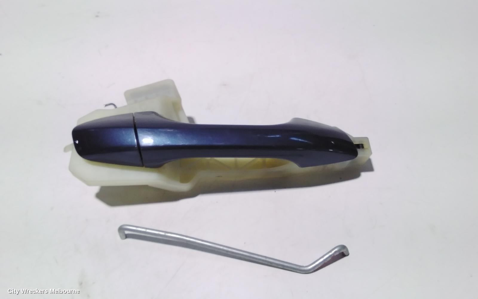 KIA RIO DOOR HANDLE, YB, RH REAR, OUTER, 12/2016 - 06/2023 - Image 2