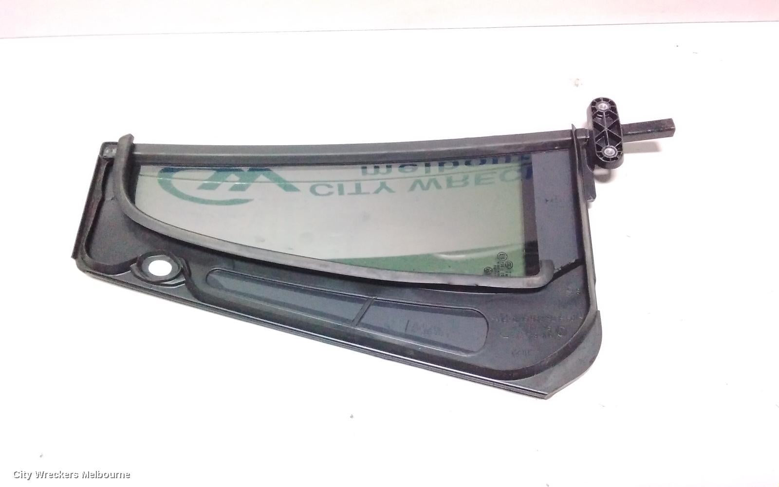 VOLKSWAGEN TIGUAN LEFT REAR 1/4 DOOR GLASS, 5NA, 06/2016 - 02/2024 - Image 2