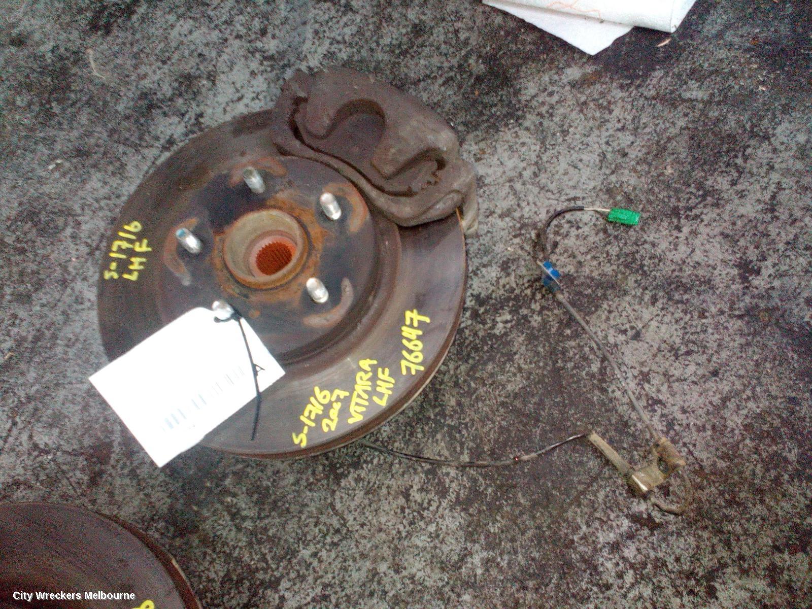 SUZUKI VITARA LEFT FRONT HUB ASSEMBLY, GRAND VITARA, JB, ABS TYPE, 04/2005 - 09/2008 - Image 1