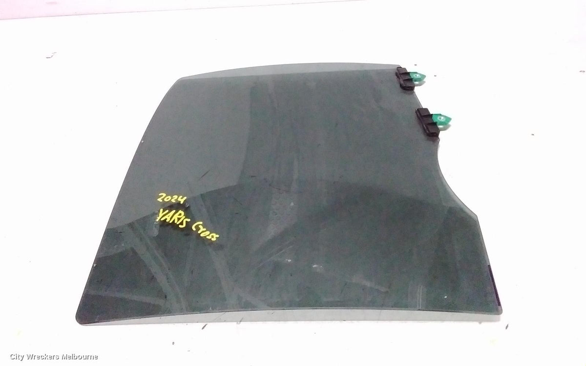TOYOTA YARIS CROSS LEFT REAR DOOR WINDOW, XP210, PRIVACY TINT TYPE, 06/2020 ONWARDS - Image 2