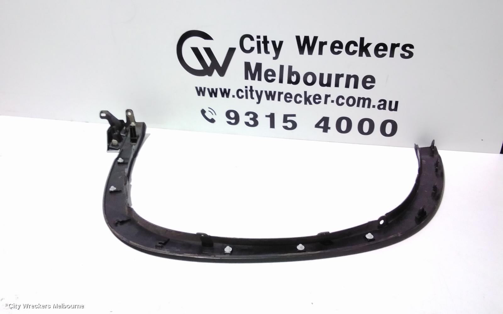 TOYOTA KLUGER WHEEL ARCH FLARE, RH FRONT, WHEEL ARCH MOULD, GSU50-GSU55, 03/2014 - 02/2021 - Image 3