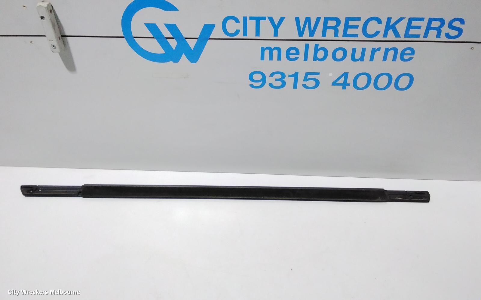 LAND ROVER RANGEROVER EVOQUE DOOR MOULD, UPPER MOULD REFER TO PHOTOS: 81227, L538, 11/2011 - 01/2019 - Image 2