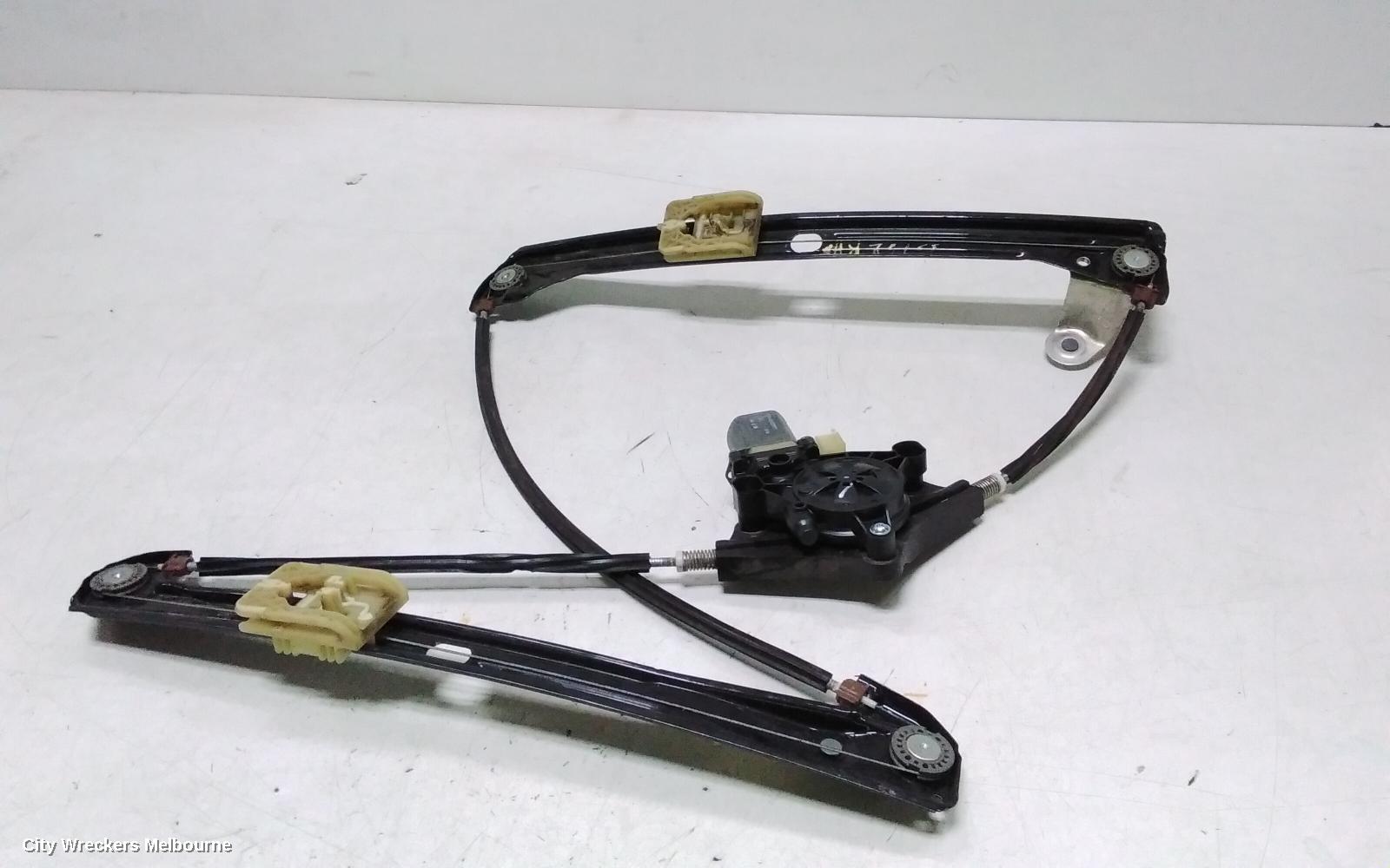 VOLKSWAGEN GOLF RIGHT FRONT WINDOW REG/MOTOR, GEN 7, 5DR HATCH, DOOR REG ASSY (REG AND MOTOR), 11/2012 - 08/2020 - Image 2