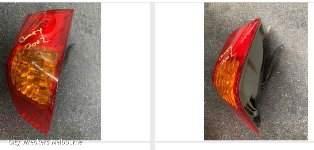TOYOTA CAMRY LEFT TAILLIGHT, SK20, SEDAN, 10/2000 - 08/2002 - Image 1