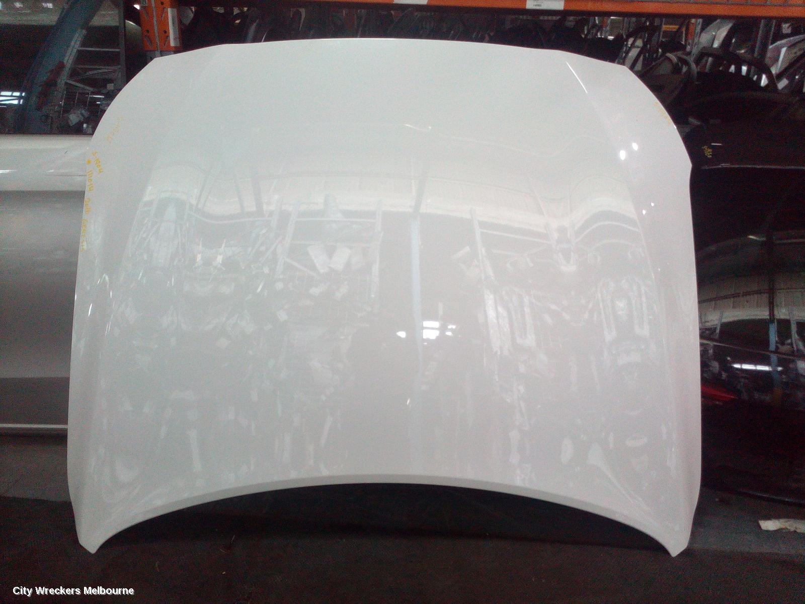HYUNDAI GENESIS BONNET, DH, 11/2014 - 01/2018 - Image 2