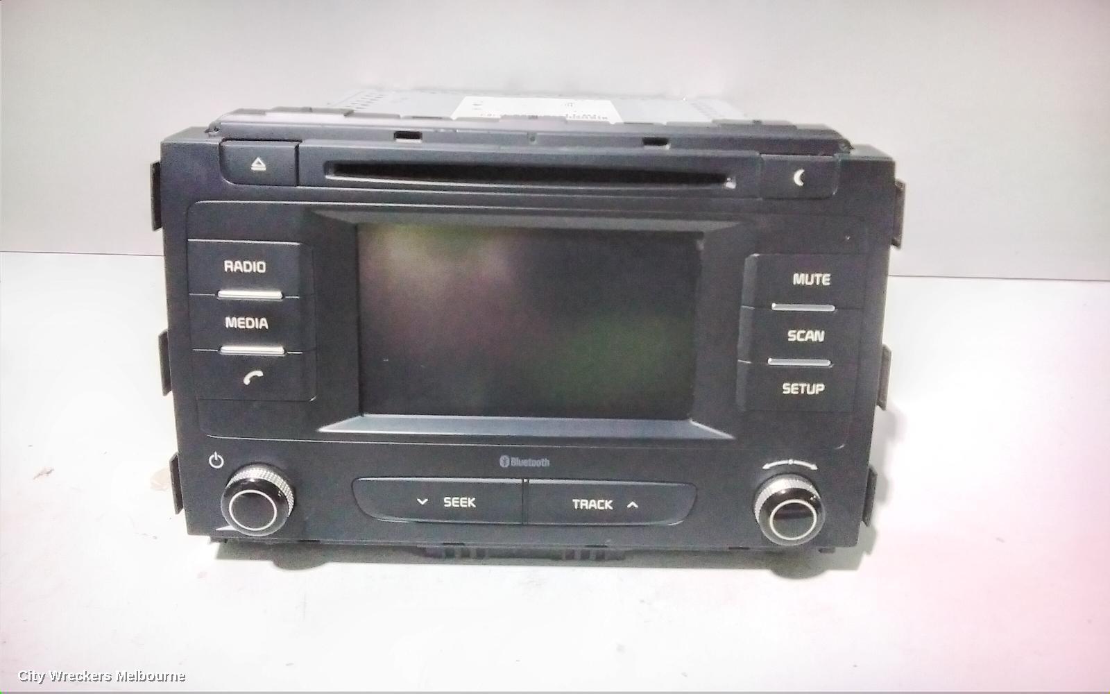 KIA CARNIVAL/GRAND CARNIVAL RADIO/CD/DVD/SAT/TV, RADIO/CD W/ BLUETOOTH, YP, 02/2015 - 10/2020 - Image 3