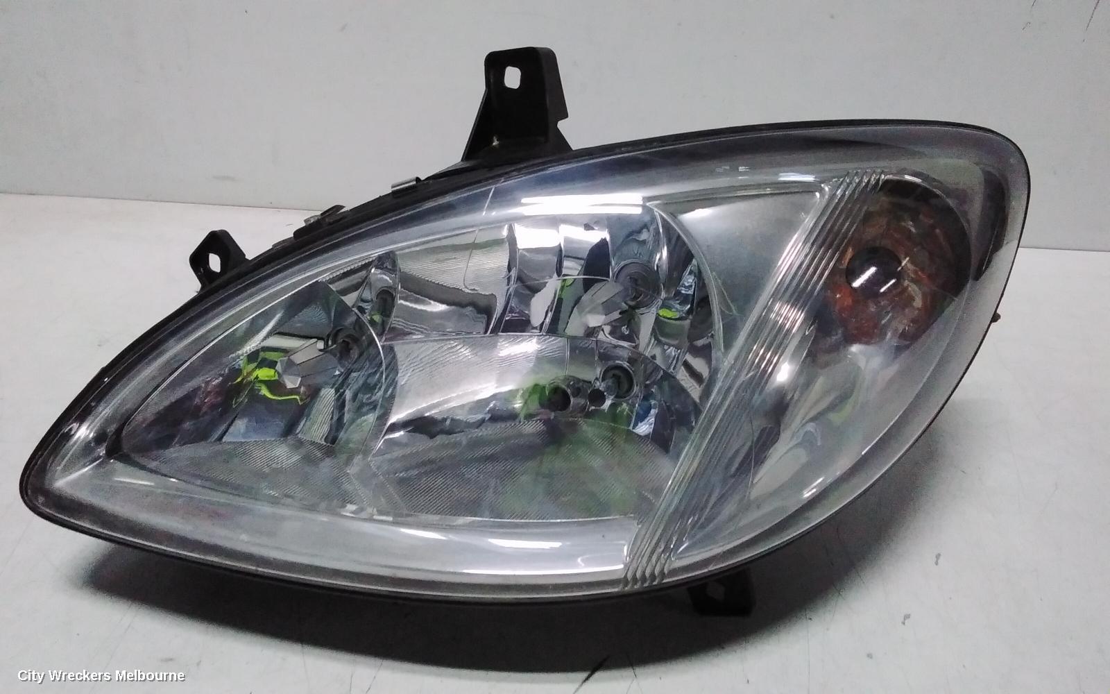MERCEDES VITO LEFT HEADLAMP, 639, 04/2004 - 01/2011 - Image 2