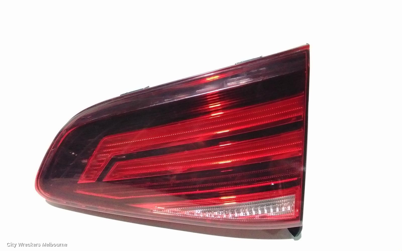 VOLKSWAGEN GOLF REAR GARNISH, TAILGATE LAMP (RH SIDE), GEN 7, HATCH, STANDARD/GTI, 03/2017 - 08/2020 - Image 1