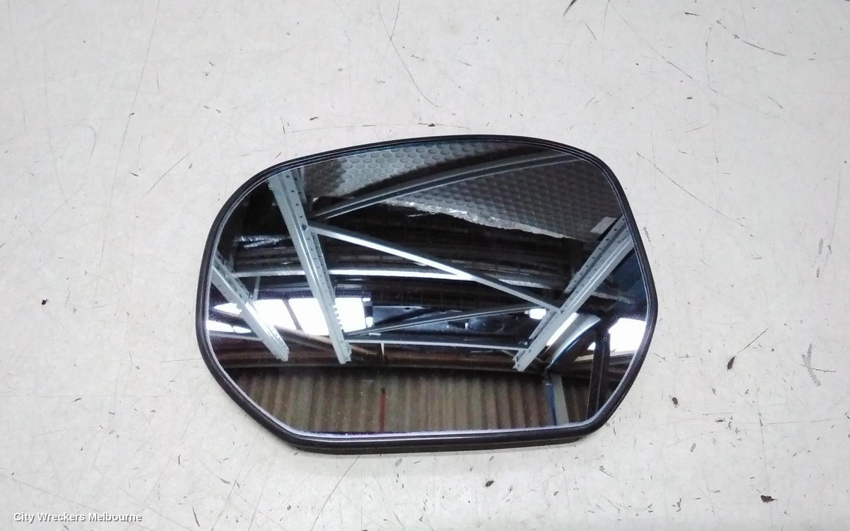 HONDA ODYSSEY LEFT DOOR MIRROR, RC1, POWER FOLD, COLOUR CODED, NON CAMERA & NON BLIND SPOT TYPE, 02/2014 - 03/2022 - Image 1