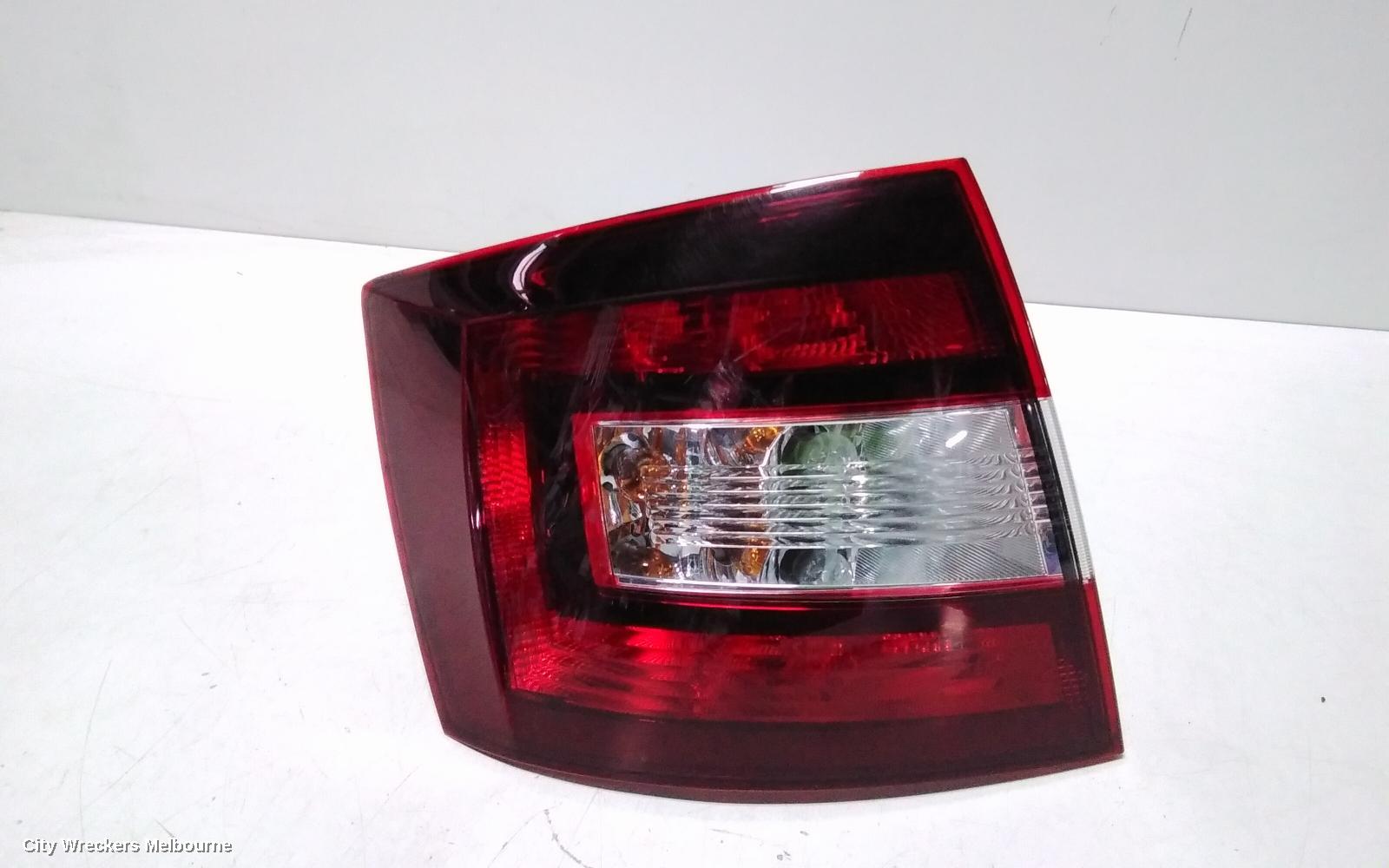 SKODA RAPID LEFT TAILLIGHT, NH, DARKENED TYPE, 05/2014 - 12/2020 - Image 2