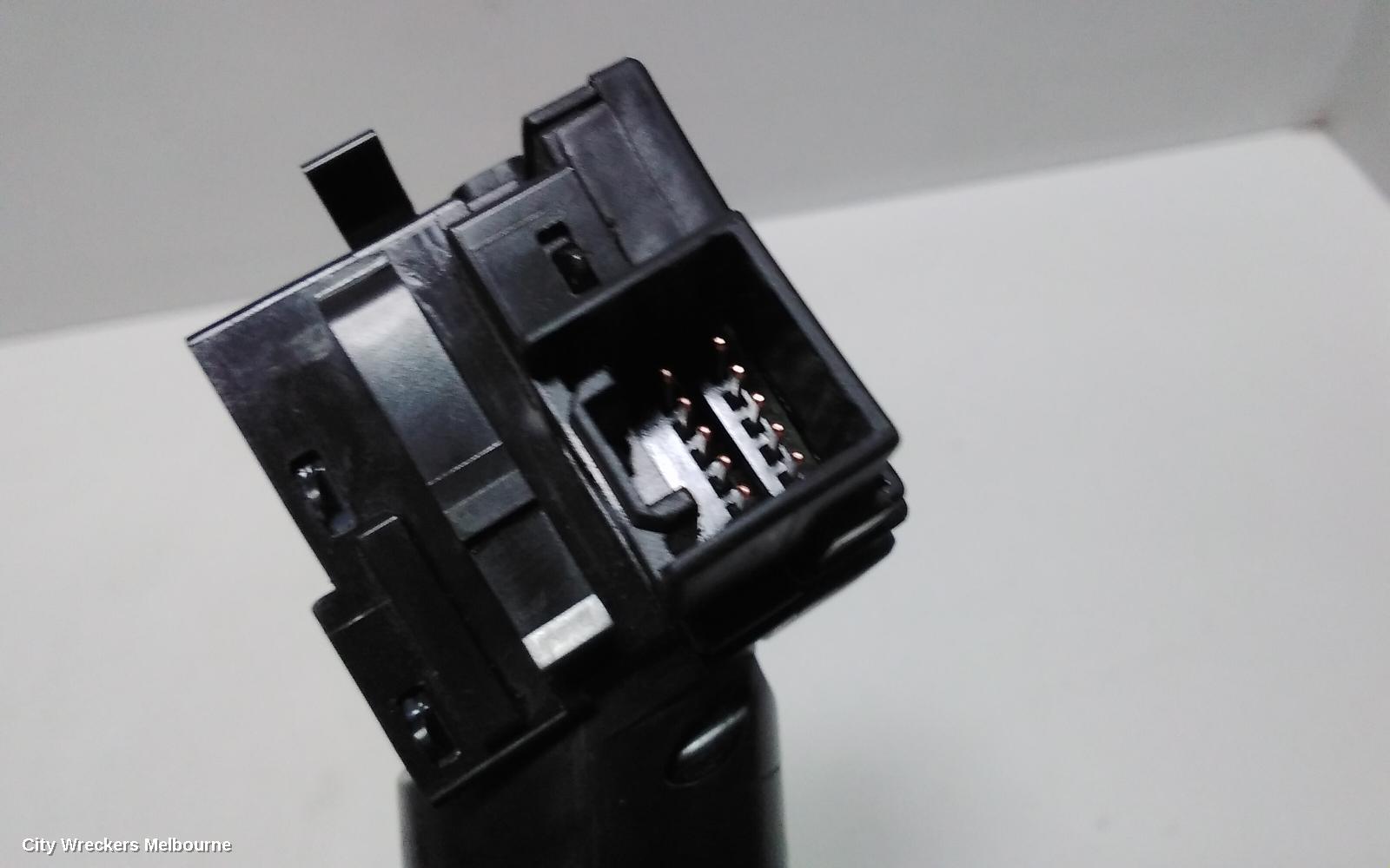 MITSUBISHI OUTLANDER COMBINATION SWITCH, WIPER SWITCH, ZK-ZL, NON RAIN SENSOR TYPE, 01/2015 ONWARDS - Image 3