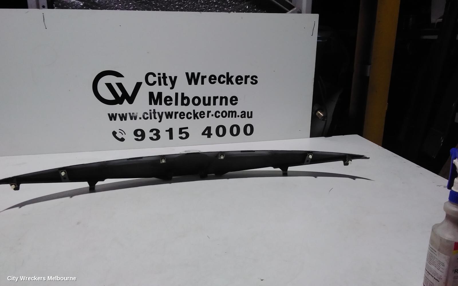 TOYOTA COROLLA REAR GARNISH, TAILGATE GARNISH (CENTRE), ZRE182R, HATCH, 10/2012 - 03/2015 - Image 2