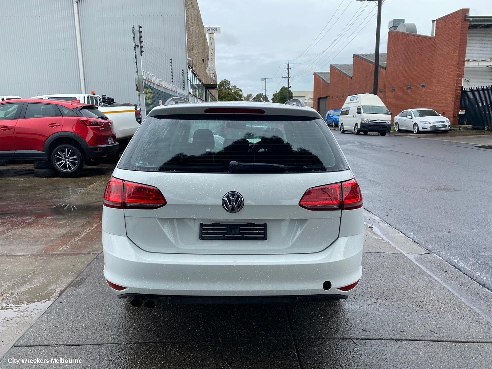 VOLKSWAGEN GOLF RIGHT REAR DOOR, GEN 7, WAGON/ALLTRACK, 08/2013 - 08/2020 - Image 1