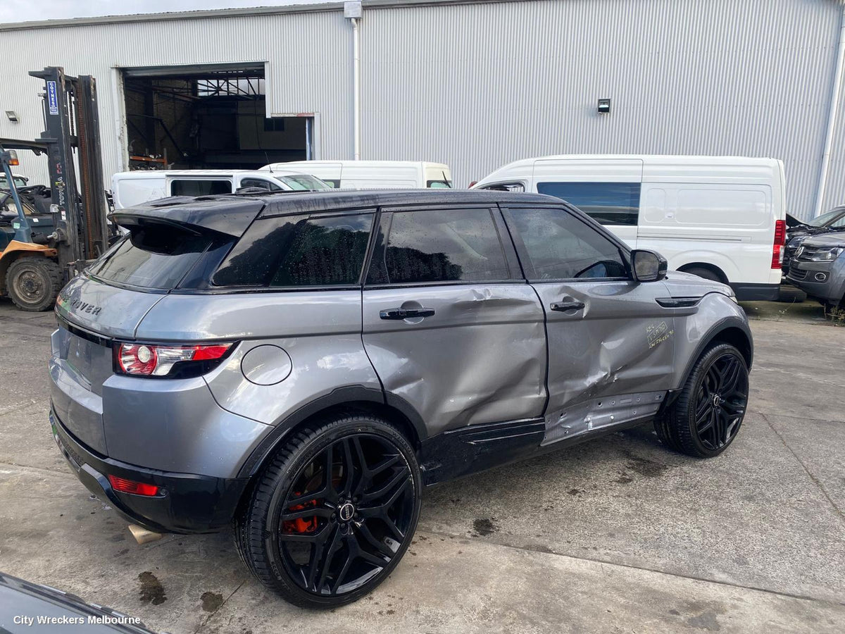 LAND ROVER RANGEROVER EVOQUE LEFT TAILLIGHT, IN BODY, L538, RED/CLEAR TYPE, 11/2011 - 06/2015 - Image 3