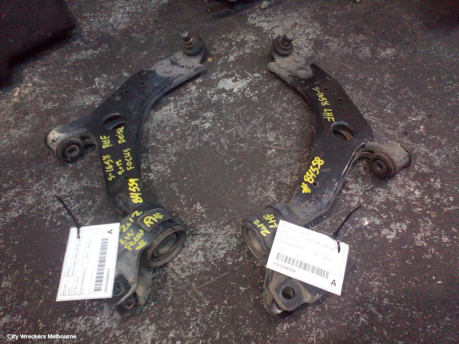 FORD FOCUS RIGHT FRONT LOWER CONTROL ARM, LW, 08/2011 - 08/2015 - Image 2
