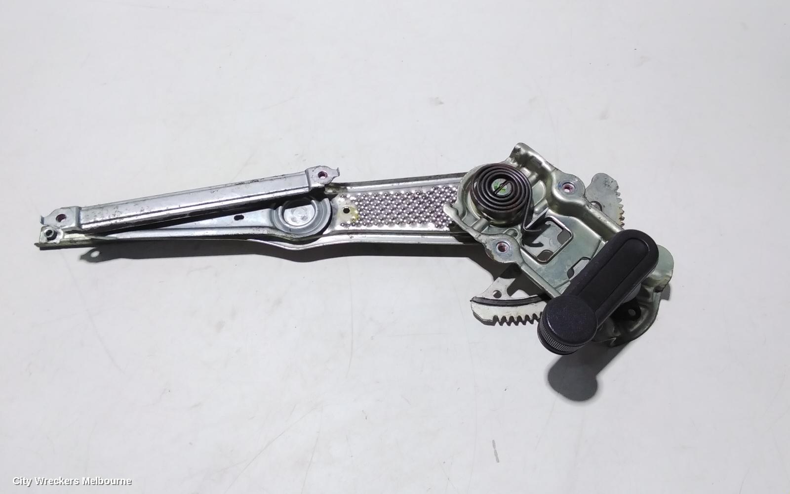 TOYOTA COROLLA LEFT FRONT WINDOW REG/MOTOR, ZZE122, MANUAL, 02/2001 - 06/2007 - Image 3