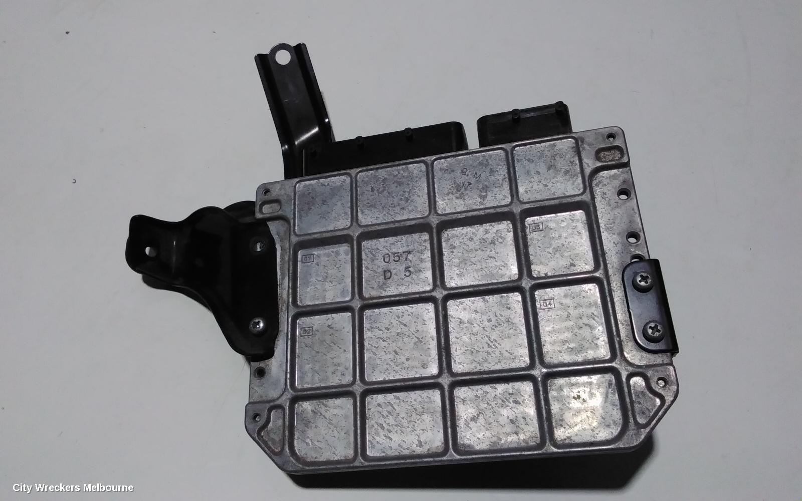 TOYOTA RAV4 ECU, ENGINE ECU, 2.4, 2AZ-FE, MANUAL T/M, 89661-42M80, ECU ONLY, ACA33, 11/2005 - 11/2012 - Image 2