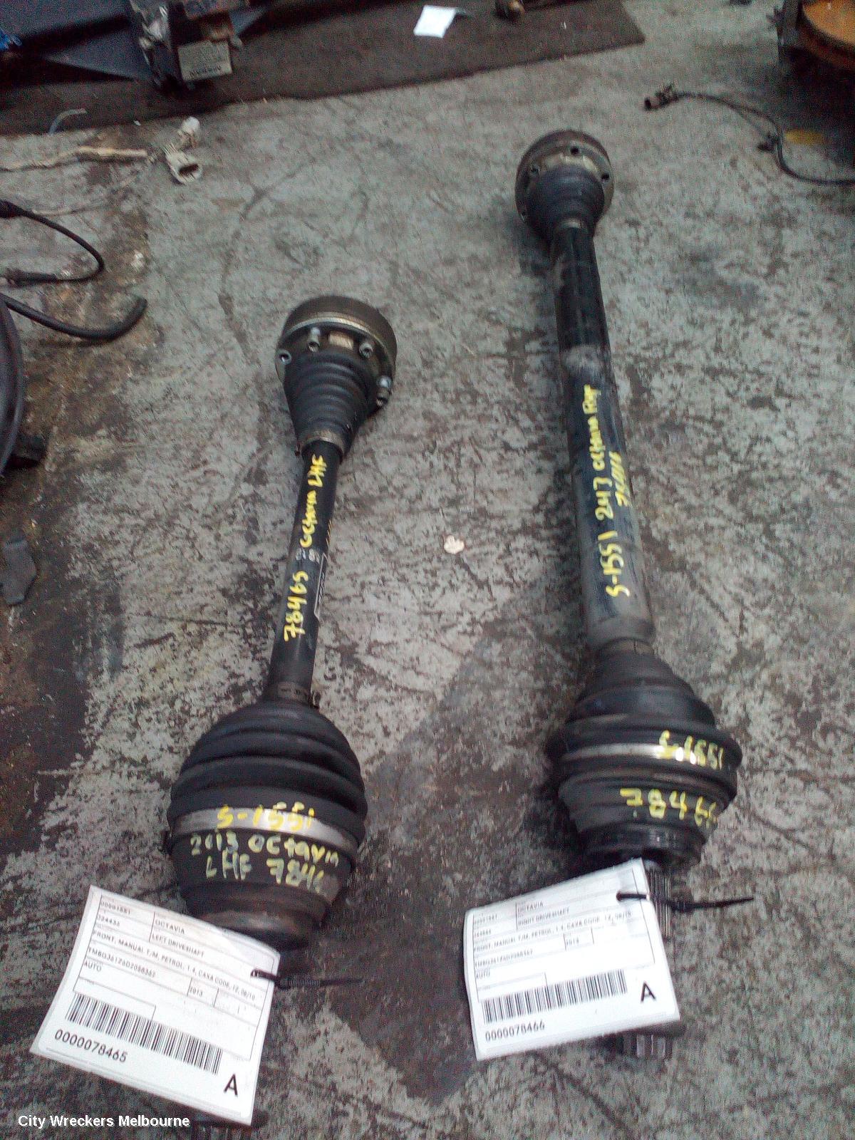 SKODA OCTAVIA RIGHT DRIVESHAFT, FRONT, MANUAL T/M, PETROL, 1.4, CAXA CODE, 1Z, 08/2010 - 10/2013 - Image 2
