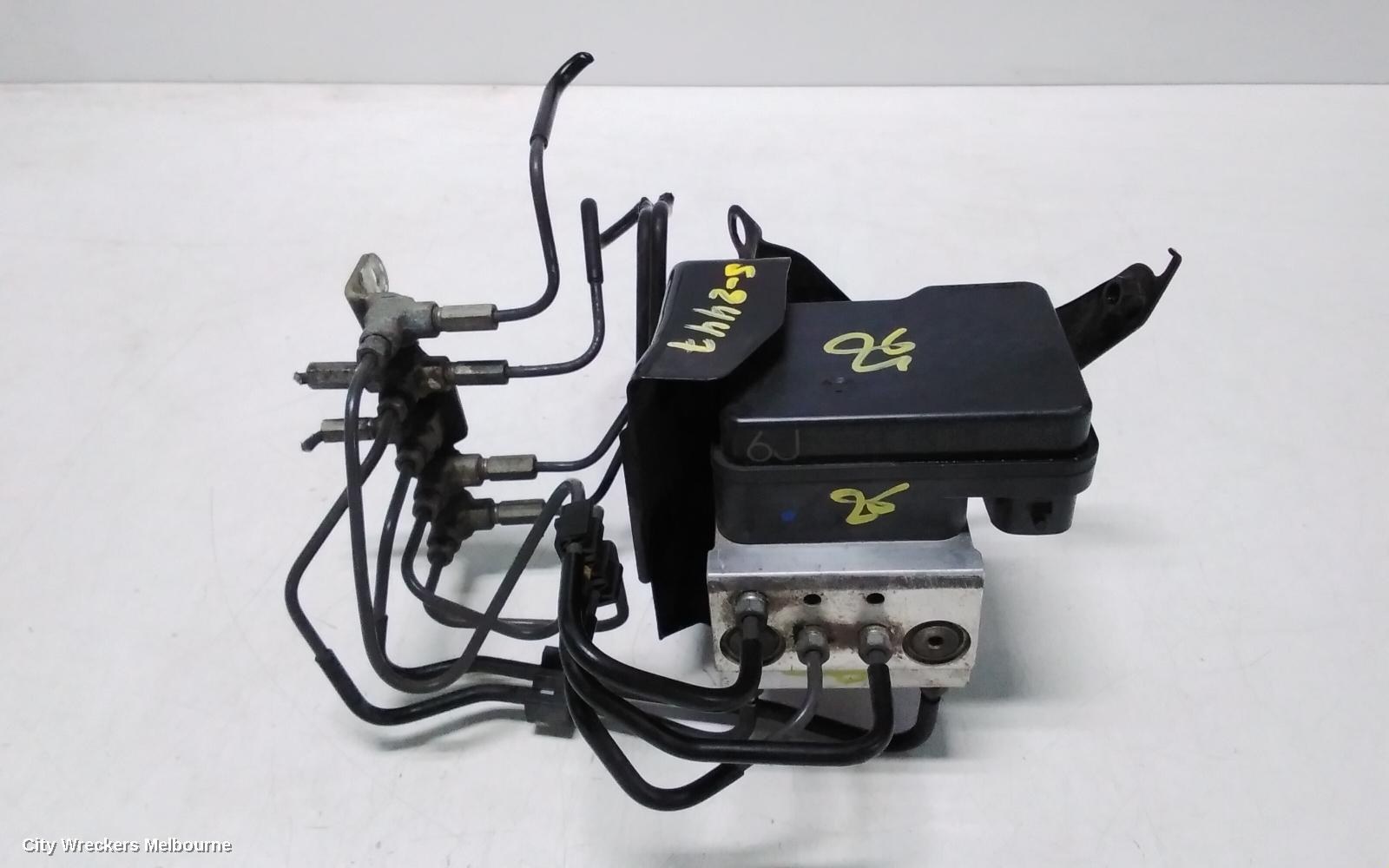 TOYOTA HIACE ABS PUMP/MODULATOR, TRH/KDH, SLWB, 03/2005 - 04/2019 - Image 3