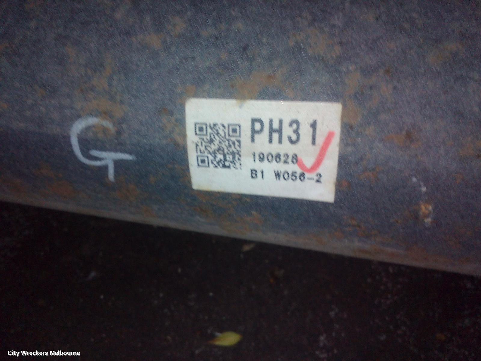 TOYOTA HIACE REAR DRIVE SHAFT, 300 SERIES, 02/2019 ONWARDS - Image 2