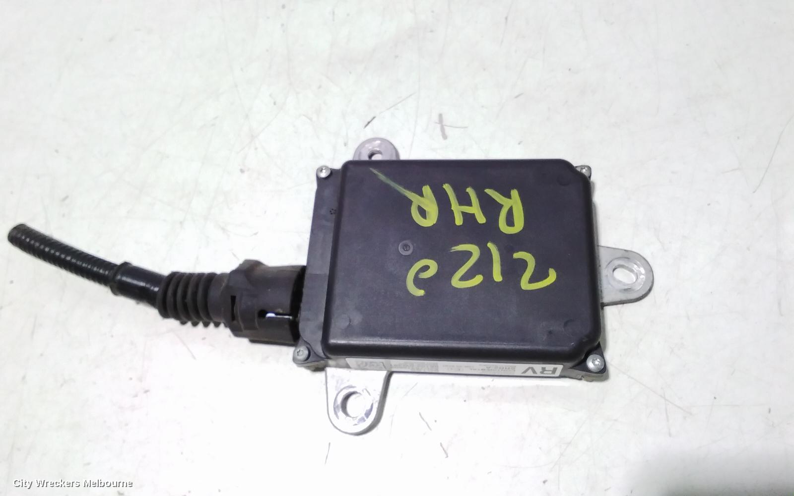 TOYOTA RAV4, XA40, 12/2012 - 12/2018, BLINE SPOT SENSOR RIGHT REAR  : 105748 - Image 2