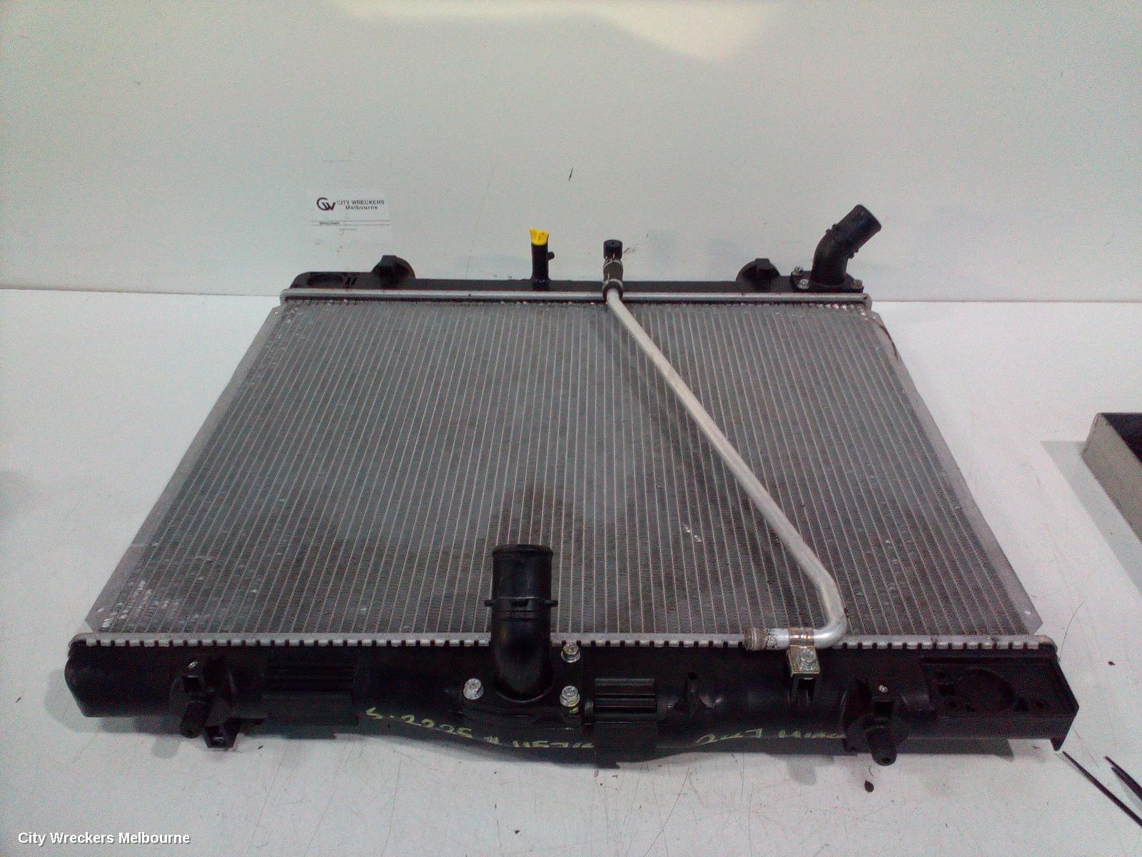 TOYOTA HIACE RADIATOR, MANUAL, 2.7, 2TR-FE, PETROL, TRH, 03/2005 - 04/2019 - Image 1