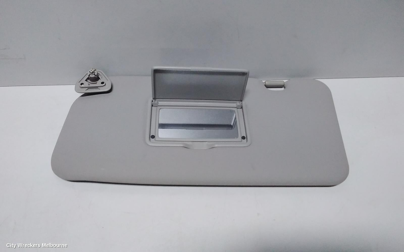 NISSAN XTRAIL SUNVISOR, T30, LH SIDE, 10/2001 - 09/2007 - Image 2