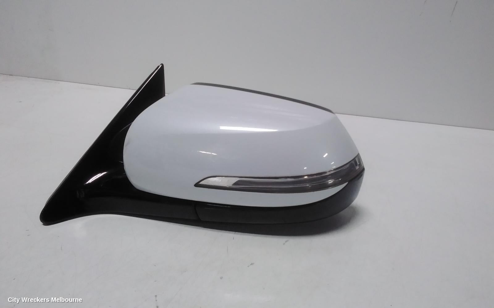 HYUNDAI GENESIS LEFT DOOR MIRROR, DH, STANDARD TYPE, 11/2014 - 01/2018 - Image 2